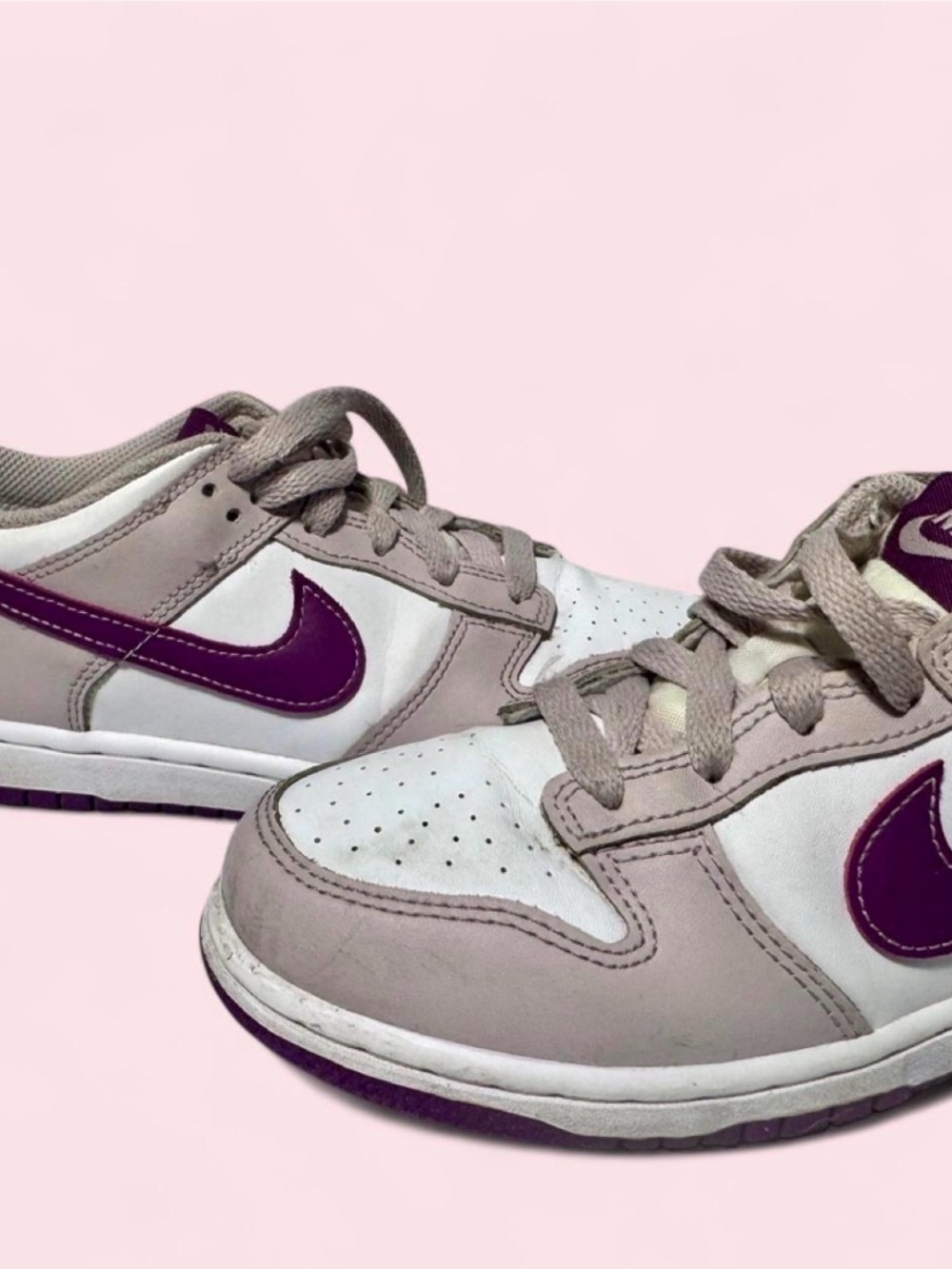 Nike Dunk Low Kids Sneaker White Gray Purple Youth Size 3